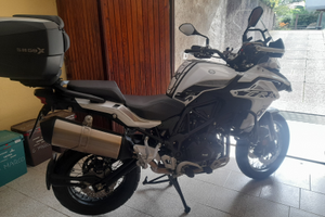 Benelli trk502x