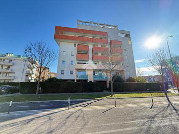 4 LOCALI A VENEZIA