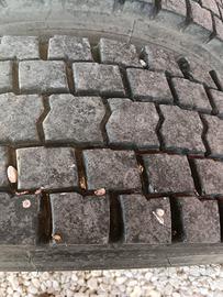 Gomme in buon stato