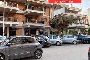 V.le trentino locale commerciale