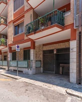 Posti Auto Varie Metrature in Garage Seminterrato