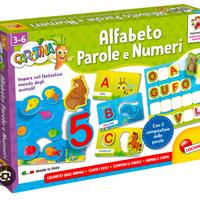 Gioco in scatola alfabeto parole e numeri