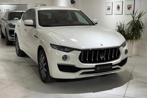 Maserati Levante MHEV 330 CV AWD Executive