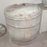 Botte antica in legno massello