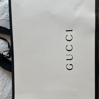 Busta GUCCI