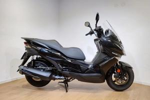 Kawasaki J300 - 2018