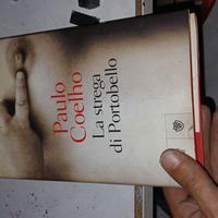 libro paUlo coelho la strega di portobello
