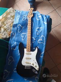 chitarra elettrica 