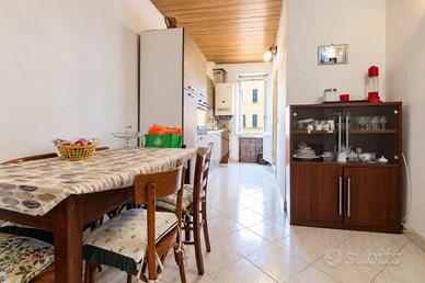 3 LOCALI A IMPERIA