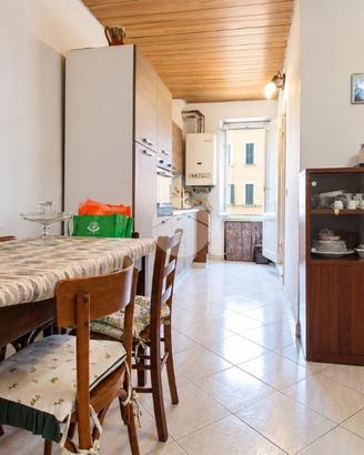 3 LOCALI A IMPERIA