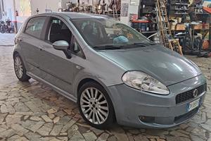 GRANDE PUNTO GT  COMPRESO PASSAGGIO 