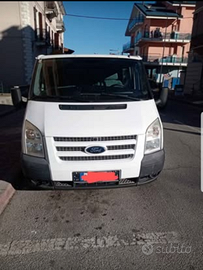 Ford transit 6 posti