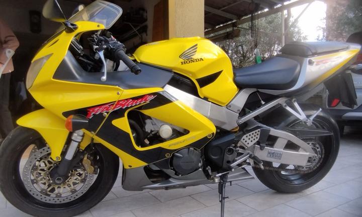 Honda CBR 900 - 2001