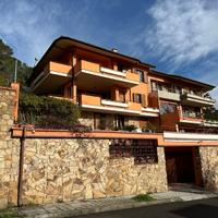 Curata villa in via Verdi