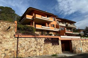 Curata villa in via Verdi