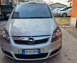 Opel Zafira 1.9 16V CDTI 150CV Cosmo