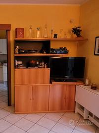 Soggiorno con tavolo