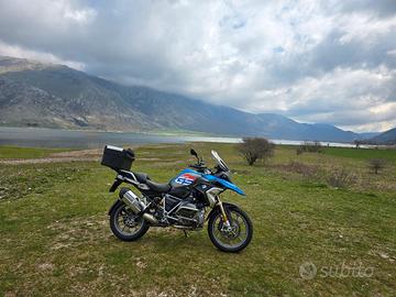 BMW R 1250 GS Full Optional – Condizioni da vetrin