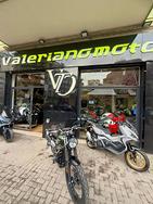 Triumph street scrambler 900 del 2017 VALERIANOMOT