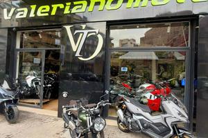 Triumph street scrambler 900 del 2017 VALERIANOMOT