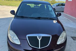 Lancia Ypsilon 1.3 MJT 75 CV