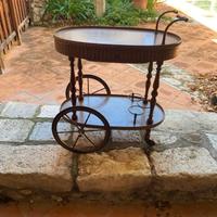 Carrello in noce