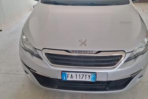 Peugeot 3008 BlueHDi 120 EAT6 S&S Active