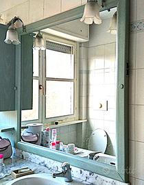 SPECCHIO IN LEGNO FRASSINO