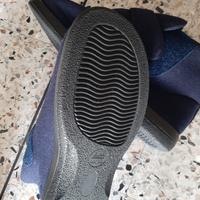 Scarpe uomo adattabili