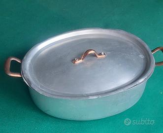 casseruola ovale in alluminio con coperchio 
