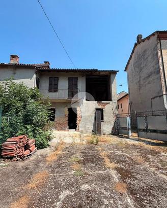 CASA SEMINDIPENDENTE A CALLIANO