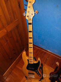 Squier by Fender jazz bass 70's vibe 5 corde