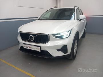 VOLVO XC40 2.0 b3 Essential auto U1054355