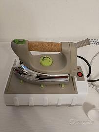 Ferro da stiro Termozeta Sissi a vapore