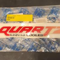 TARGHETTA LATERALE PIAGGIO QUARTZ COLORE ROSSO