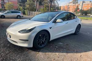 Tesla Model 3 Long Range Dual Motor AWD 82KWH