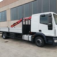 IVECO ML 120 E 18 gru Ferrari e cassone fisso