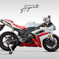Yamaha YZF R1