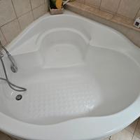 VASCA DA BAGNO TEUCO ANGOLARE  140X140 RESINA