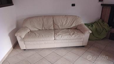 Divano letto in pelle