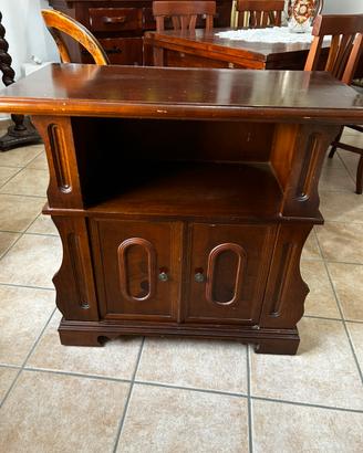 Mobiletto porta tv ed oggetti vintage legno