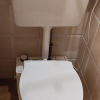 wc elettrico con pompa aspirante completo 