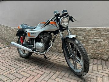 Honda siluette 125