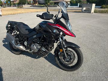 Suzuki V-Strom DL650 XT