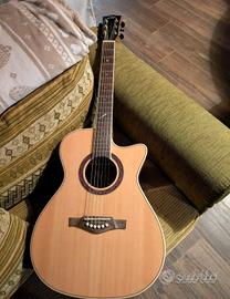 Chitarra acustica amplificata eko 