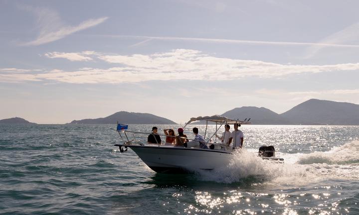 Motoscafo open 7,4 M senza motore