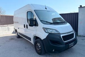 Peugeot Boxer 2022 2.2 BlueHDi 140 L2H2