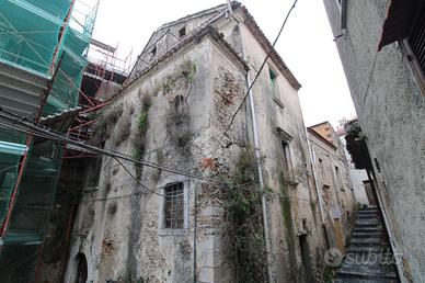 CASA INDIPENDENTE A TORRACA