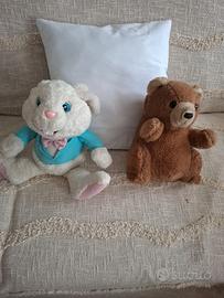 Due Peluche Coniglietto e Orsetto