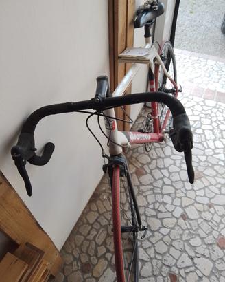 Bicicletta da corsa con ruote da 28 